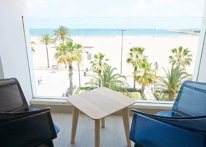 Los Mejores Hoteles Valencia Playa: Alojamientos de Ensueño junto al Mar