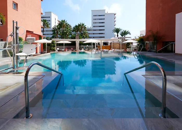Relajación y Confort: Una Guía de Hoteles con Spa en Torremolinos