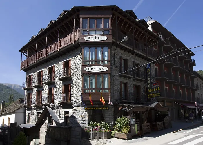 Guía de Hoteles en Broto: Encuentra Tu Alojamiento Perfecto en el Corazón del Pirineo Aragonés