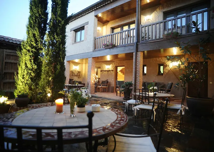 Descubre los Hoteles Más Encantadores en Segovia Capital